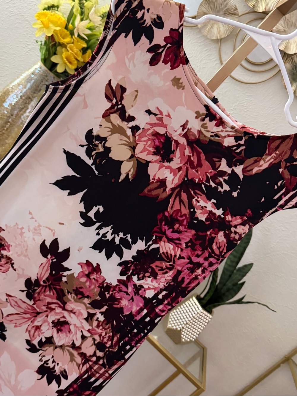 Midnight Velvet Pink and Black Floral Midi Sheath Dress - Picture 7 of 7